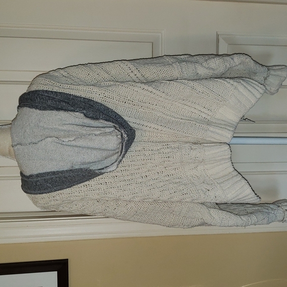 Fisherman's Daughter Oversized Chunky Knit Sweater with Hood. - Picture 3 of 13
